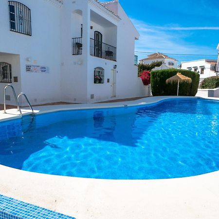 Los Pinos 19 Menyber Nerja Dış mekan fotoğraf